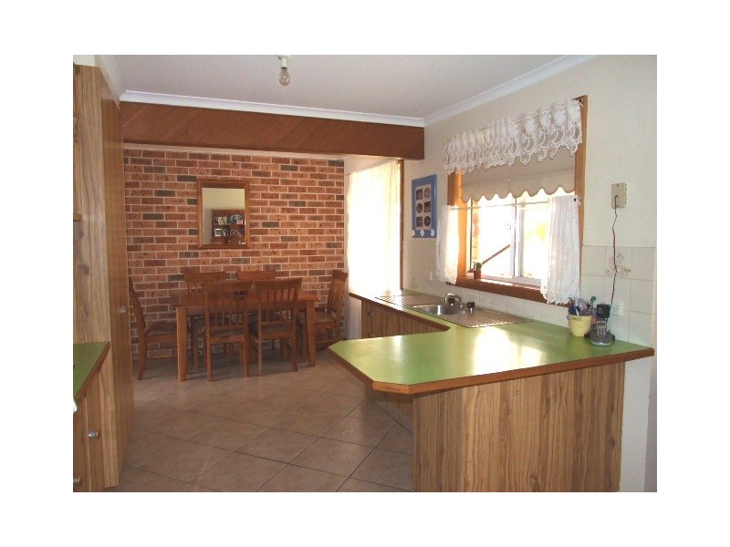 33 Glenhaven Avenue, Parkes NSW 2870