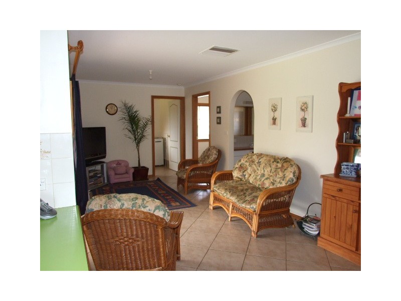 33 Glenhaven Avenue, Parkes NSW 2870