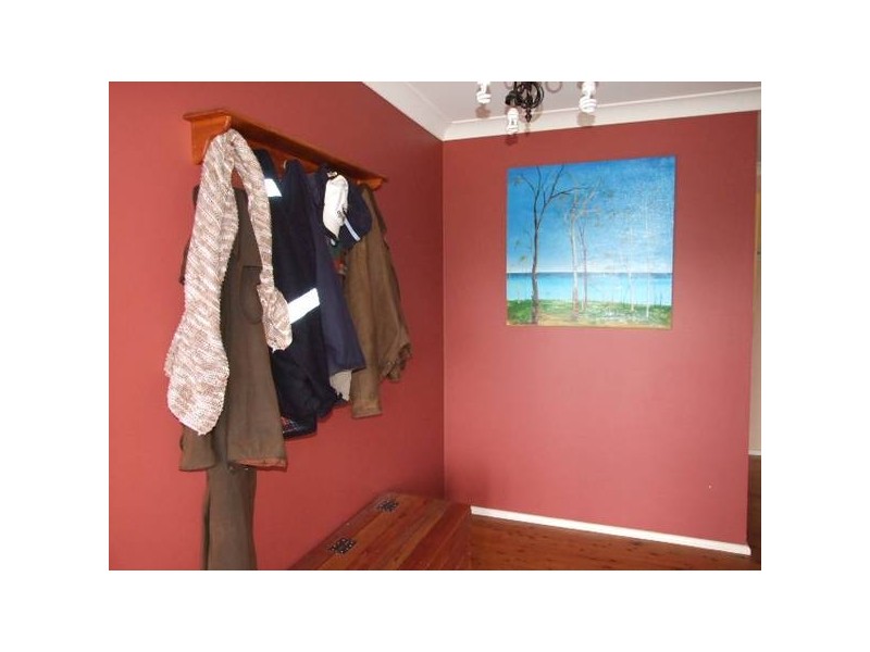 20 Field Road, Parkes NSW 2870