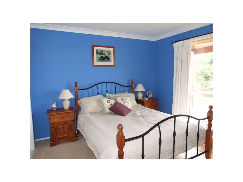 20 Field Road, Parkes NSW 2870