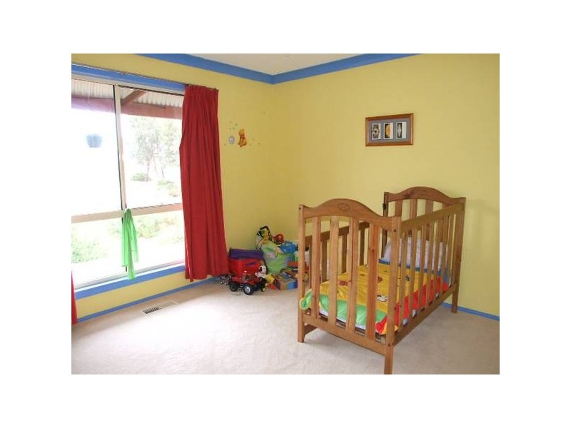 20 Field Road, Parkes NSW 2870