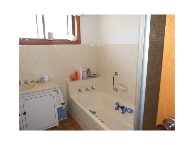 32 Lorking Street, Parkes NSW 2870