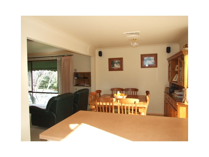 73 East Street, Parkes NSW 2870