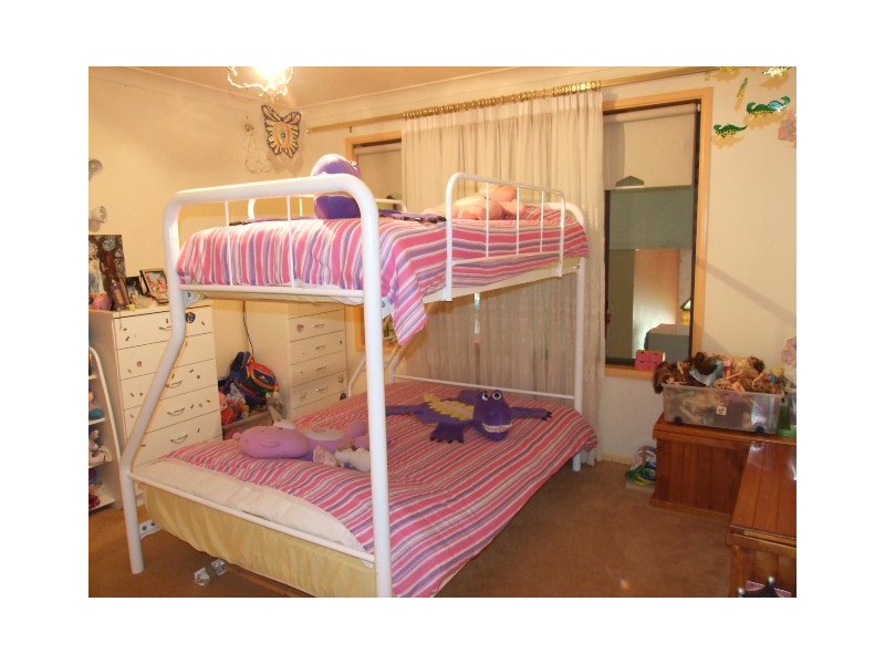 73 East Street, Parkes NSW 2870