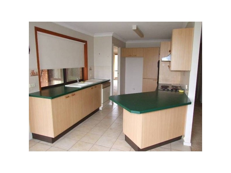 2 Condobolin Road, Parkes NSW 2870