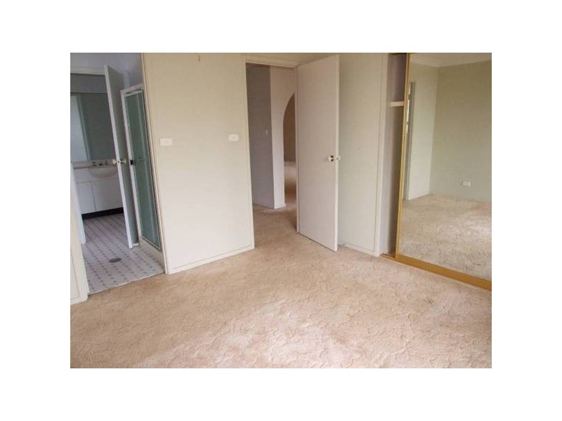 2 Condobolin Road, Parkes NSW 2870