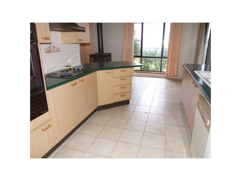 2 Condobolin Road, Parkes NSW 2870