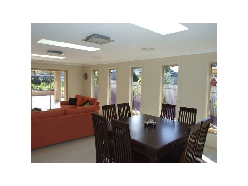 8 Victoria Street, Parkes NSW 2870