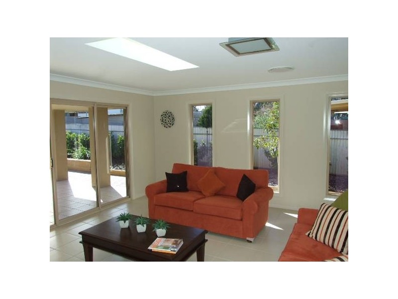 8 Victoria Street, Parkes NSW 2870