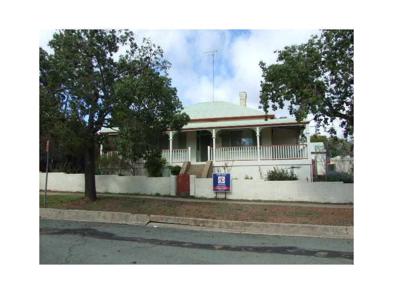 23 Gap Street, Parkes NSW 2870