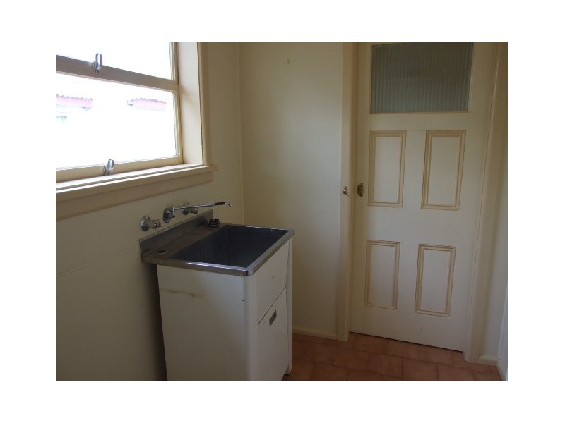 23 Gap Street, Parkes NSW 2870