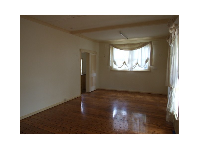 23 Gap Street, Parkes NSW 2870