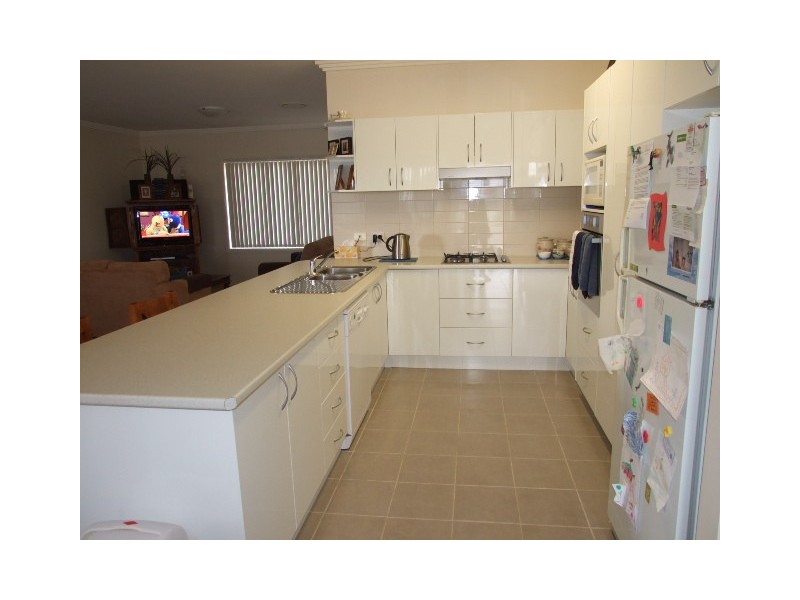 36 Best Street, Parkes NSW 2870
