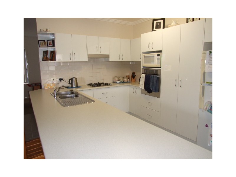 36 Best Street, Parkes NSW 2870