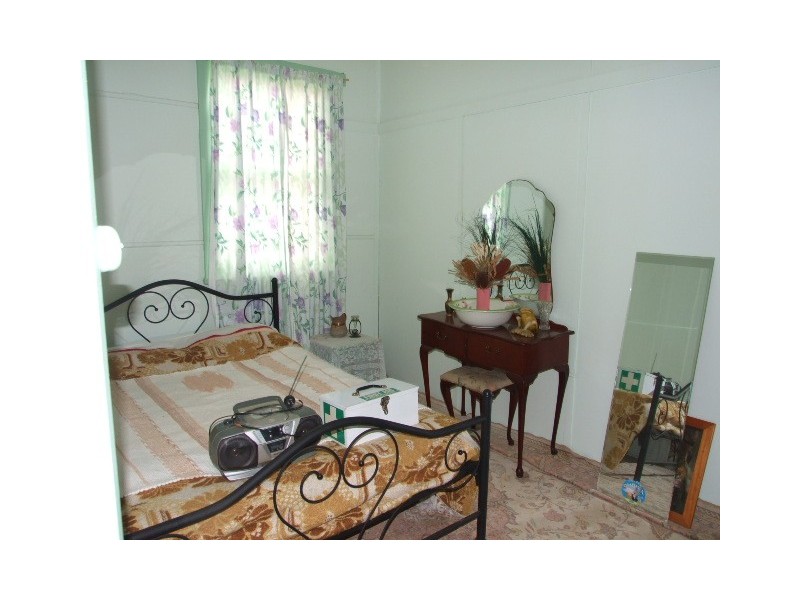 51 Howard Street, Peak Hill NSW 2869