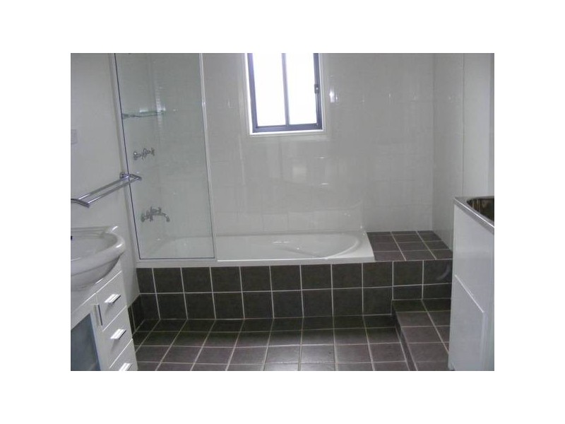 47 Orange Street, Parkes NSW 2870