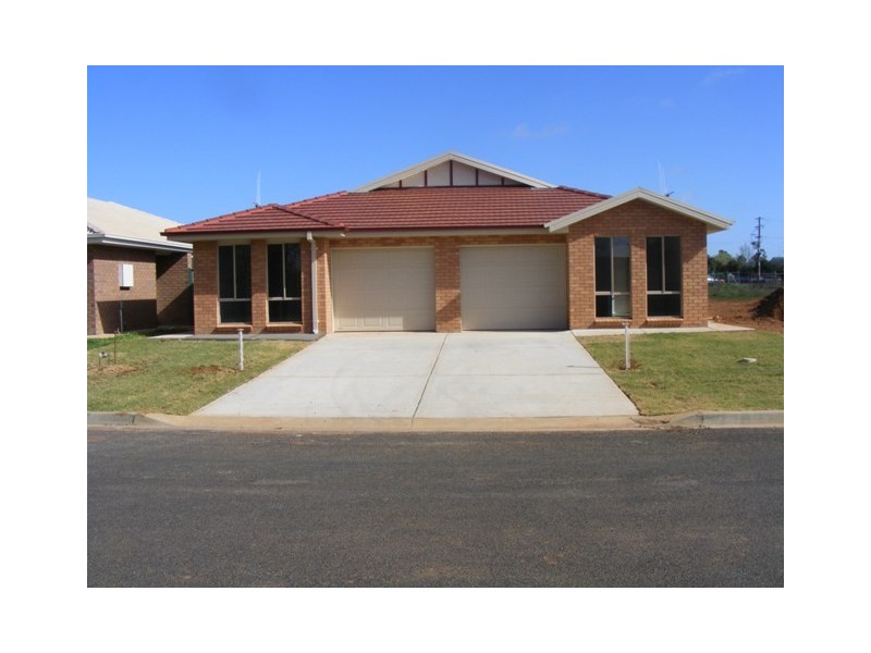 72A Close Street, Parkes NSW 2870