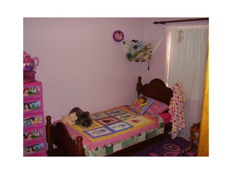 12 Armstrong Street, Parkes NSW 2870