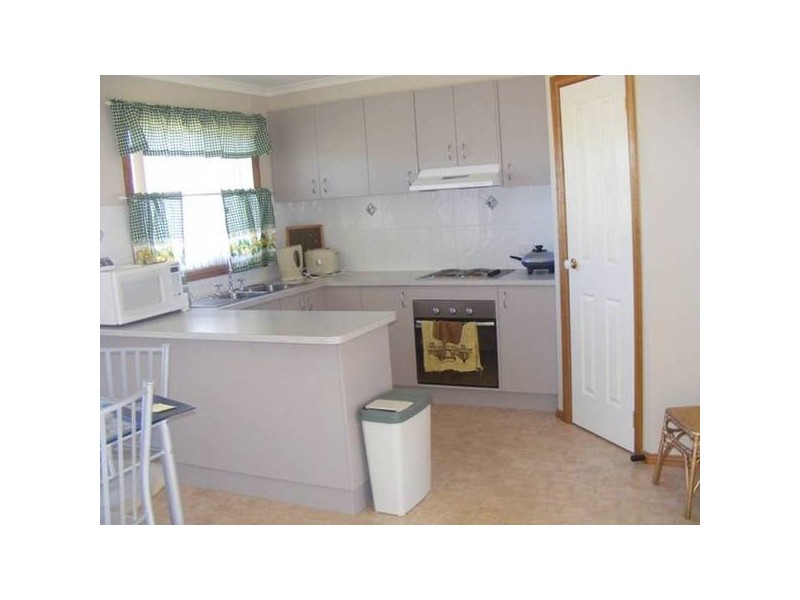120 Boori Street, Peak Hill NSW 2869