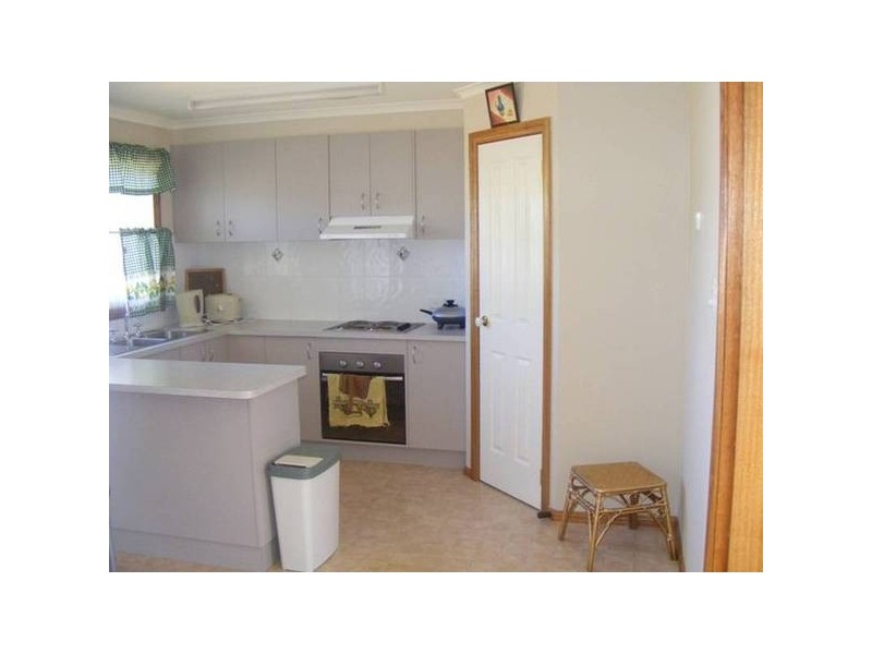 120 Boori Street, Peak Hill NSW 2869