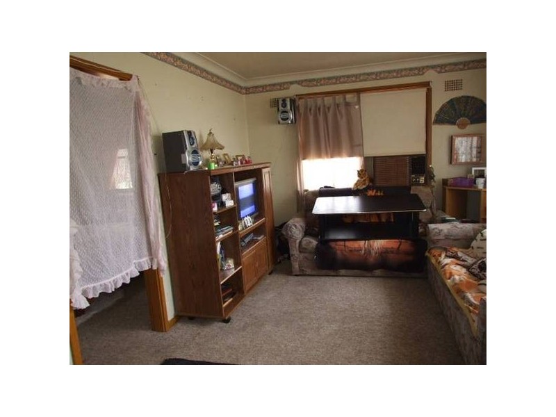 18 Fisher Street, Parkes NSW 2870