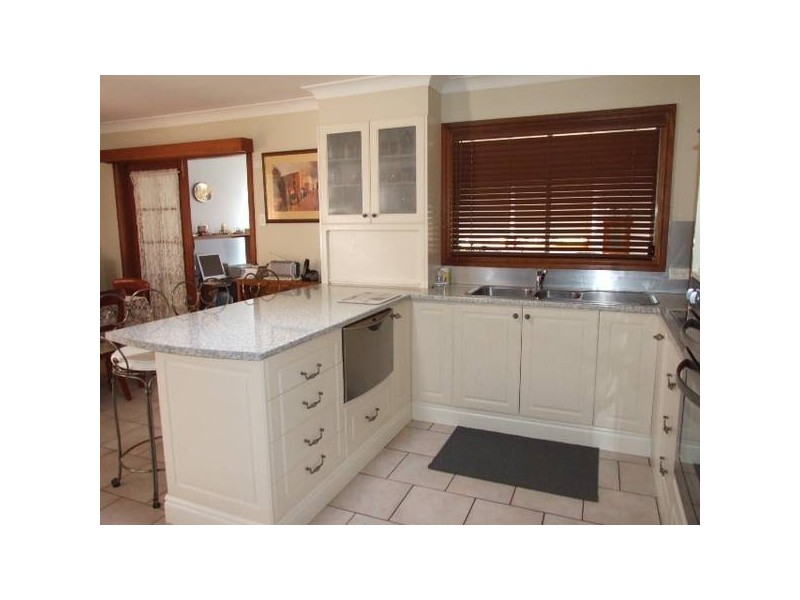 83 High Street, Parkes NSW 2870