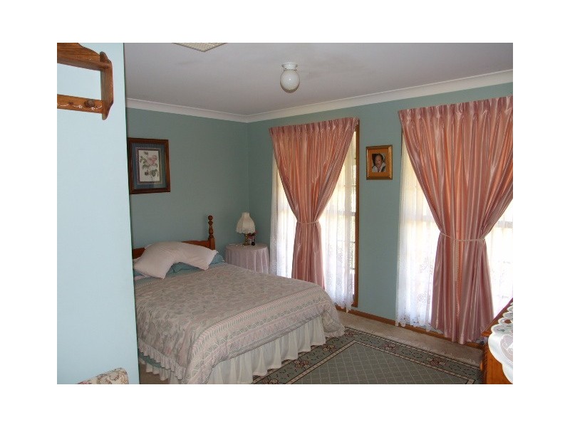 250 Nash Street, Parkes NSW 2870