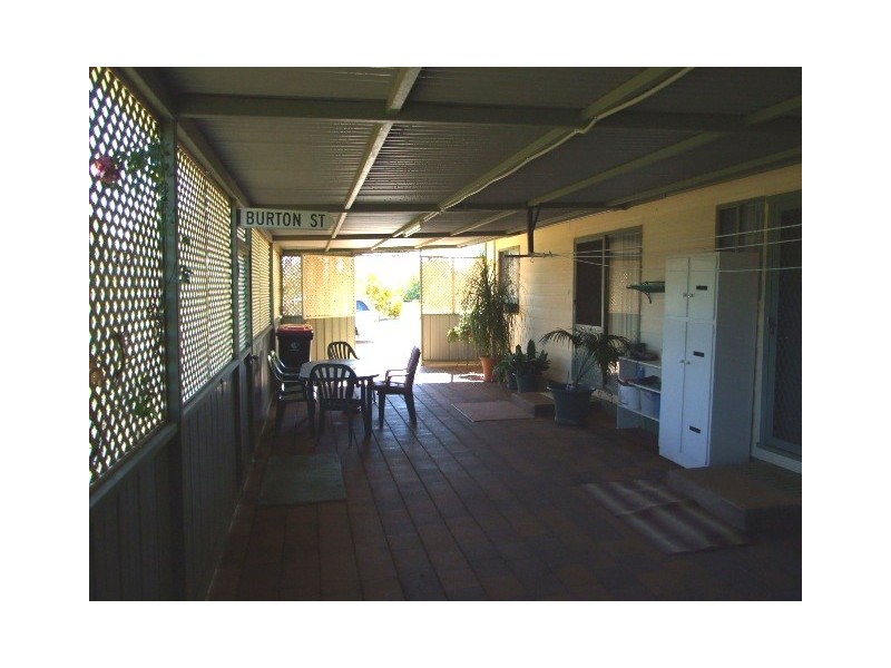 250 Nash Street, Parkes NSW 2870