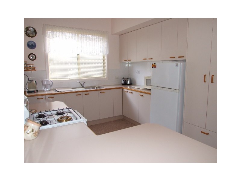 6 Coleman Road, Parkes NSW 2870