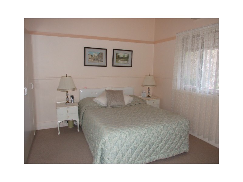 6 Coleman Road, Parkes NSW 2870