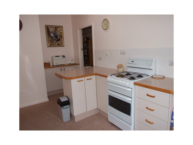 6 Coleman Road, Parkes NSW 2870