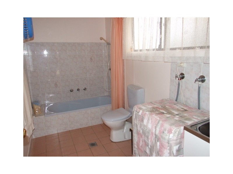 6 Coleman Road, Parkes NSW 2870