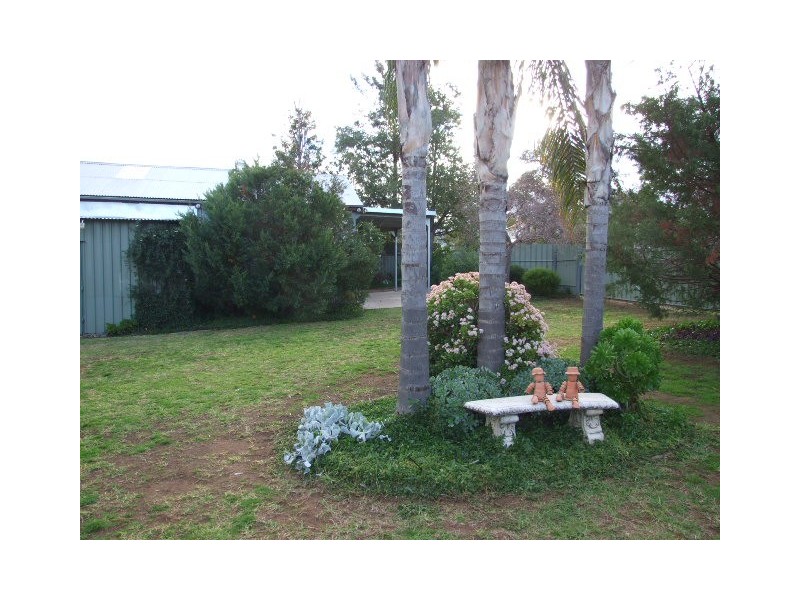 6 Coleman Road, Parkes NSW 2870