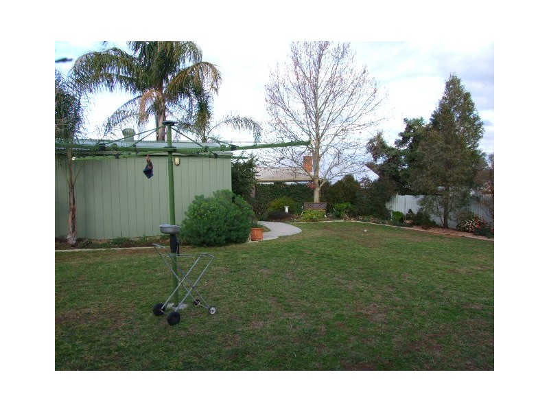 6 Coleman Road, Parkes NSW 2870