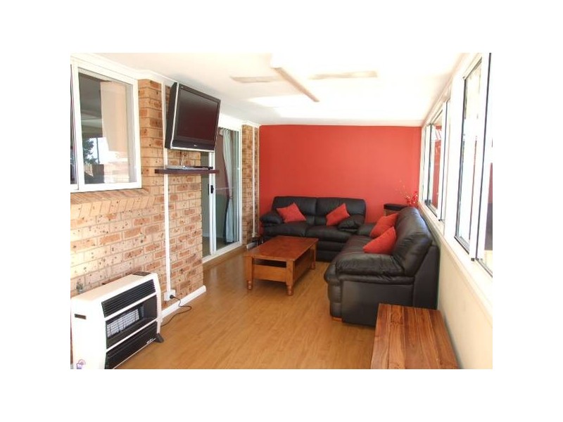 6 Carinya Street, Parkes NSW 2870
