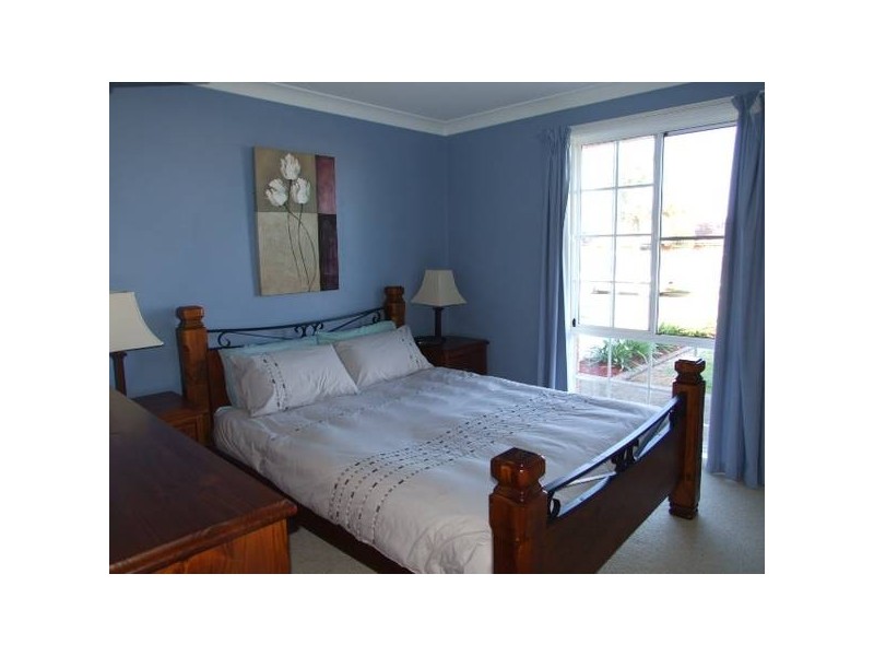 6 Carinya Street, Parkes NSW 2870