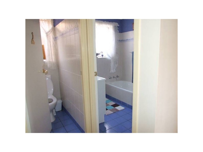 29 Webb Street, Parkes NSW 2870