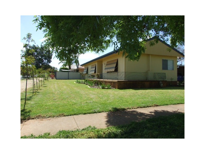 23 Wattle Street, Parkes NSW 2870