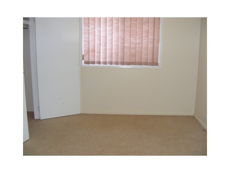 6 Guillan Place, Parkes NSW 2870