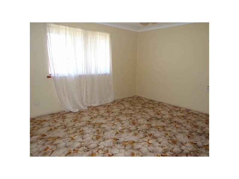 13 Want Street, Parkes NSW 2870