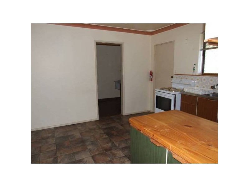 13 Want Street, Parkes NSW 2870