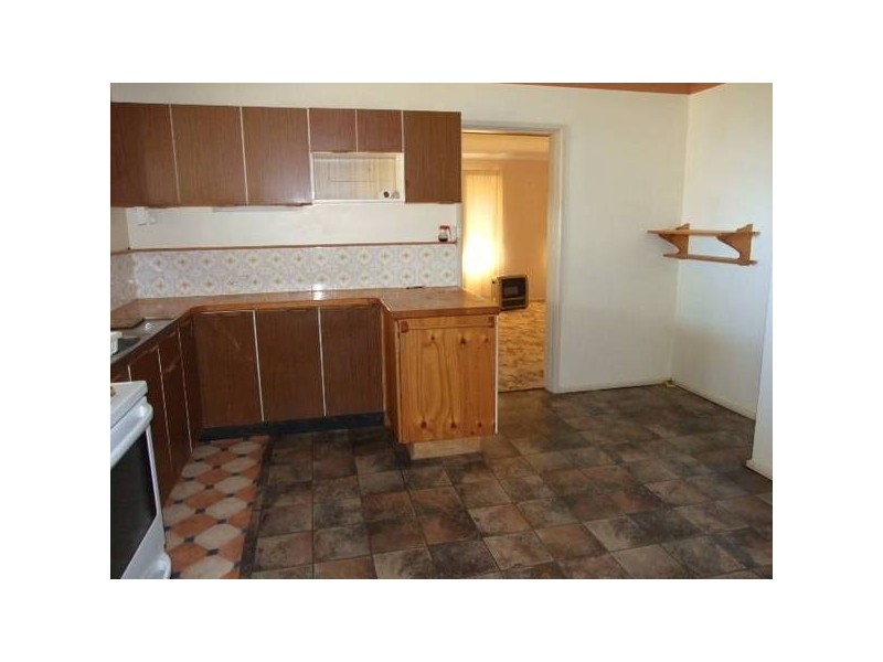 13 Want Street, Parkes NSW 2870