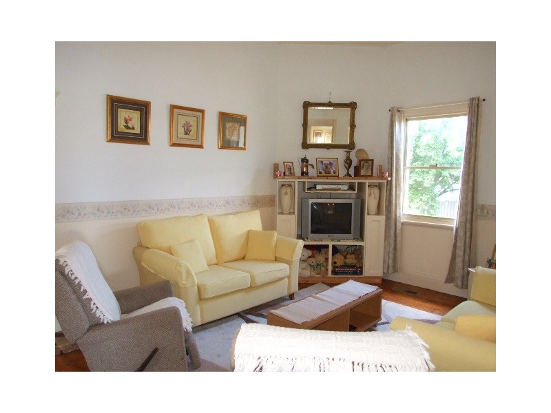 64 High Street, Parkes NSW 2870