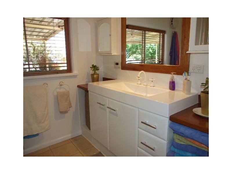 64 High Street, Parkes NSW 2870