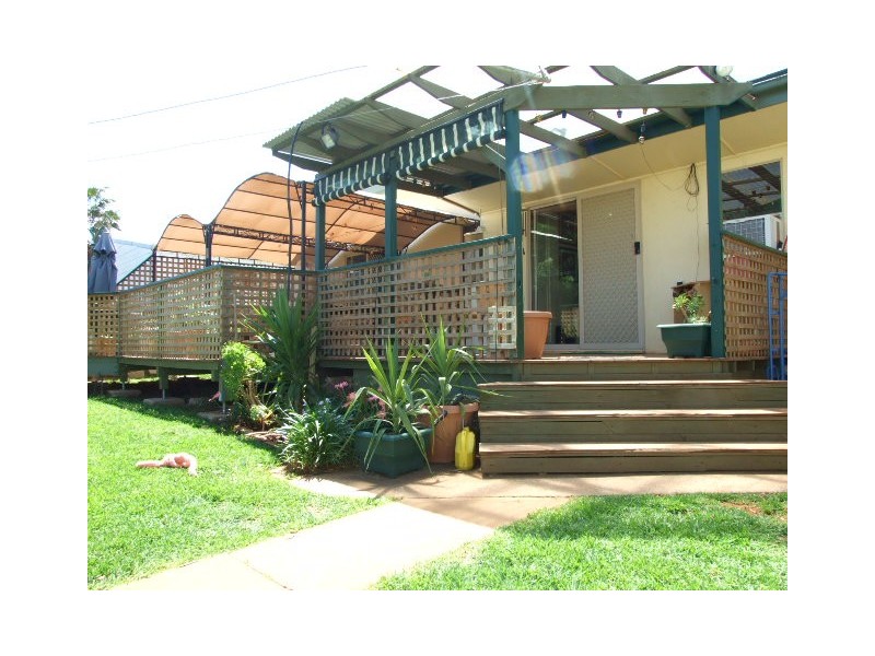 64 High Street, Parkes NSW 2870