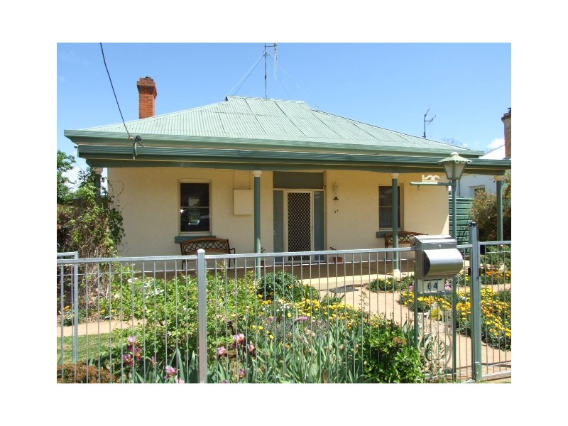 64 High Street, Parkes NSW 2870