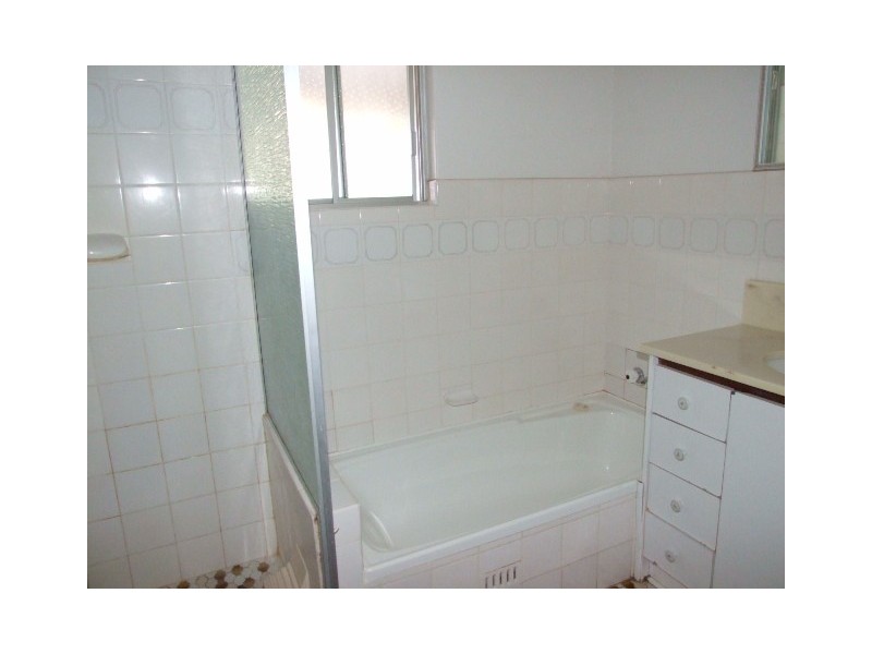 15 Bushman Street, Parkes NSW 2870