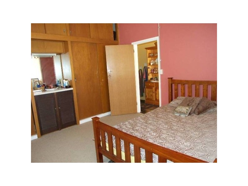 37 Close Street, Parkes NSW 2870