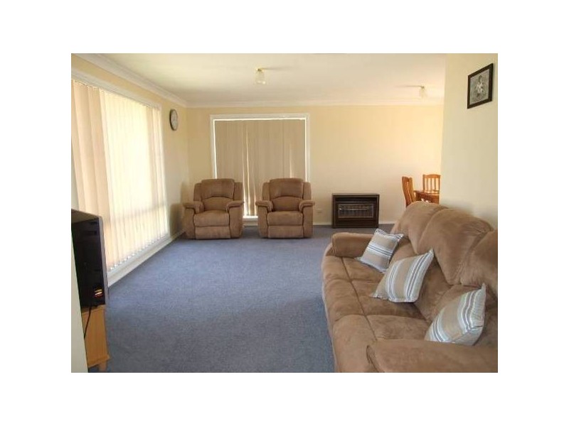 29 Blaxland Street, Parkes NSW 2870