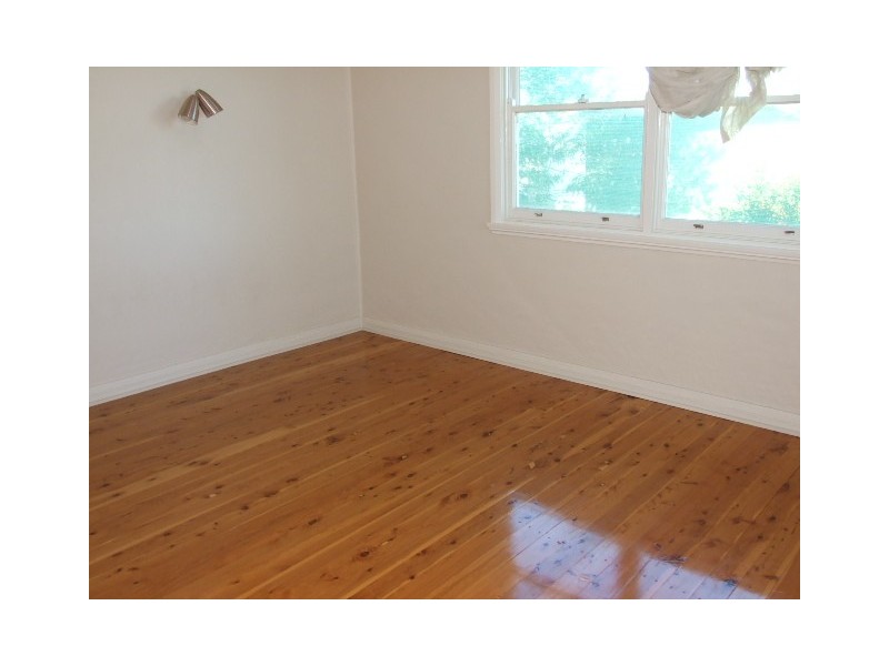 14 Want Street, Parkes NSW 2870